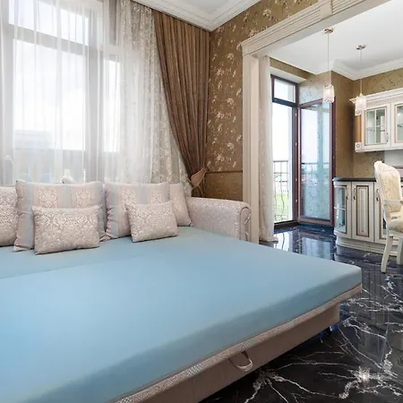 Greek Street Royal New Апартаменты *